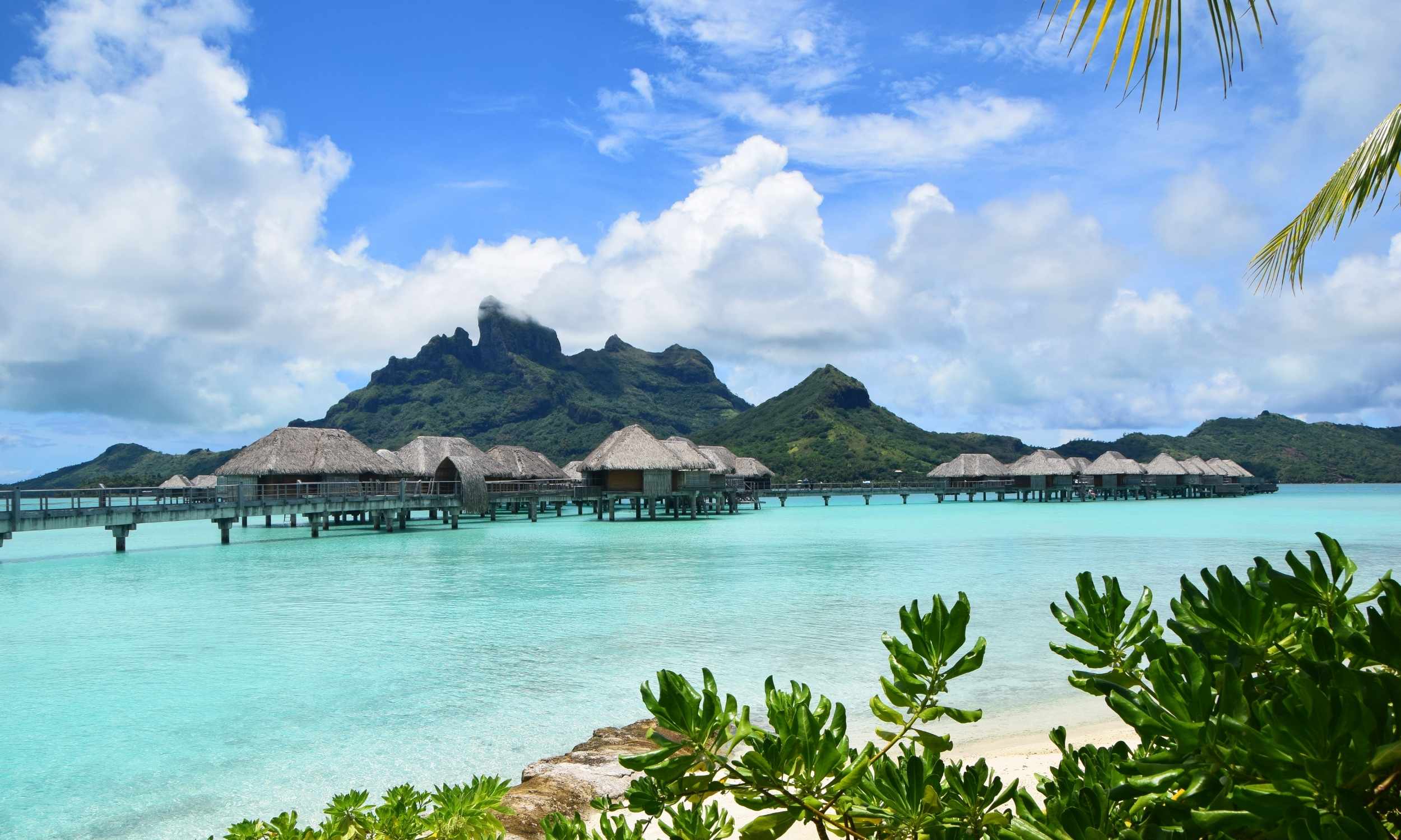 15 Bora Bora